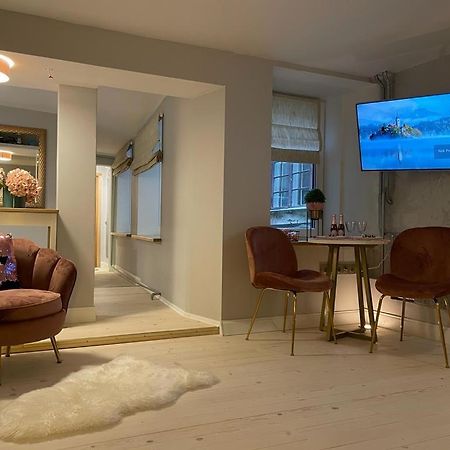 Cute Apartment For Young Travellers Рига Экстерьер фото