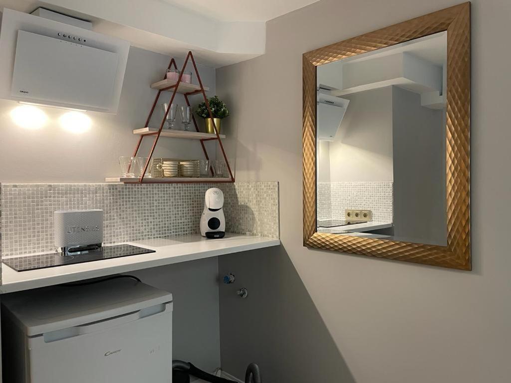 Cute Apartment For Young Travellers Рига Экстерьер фото